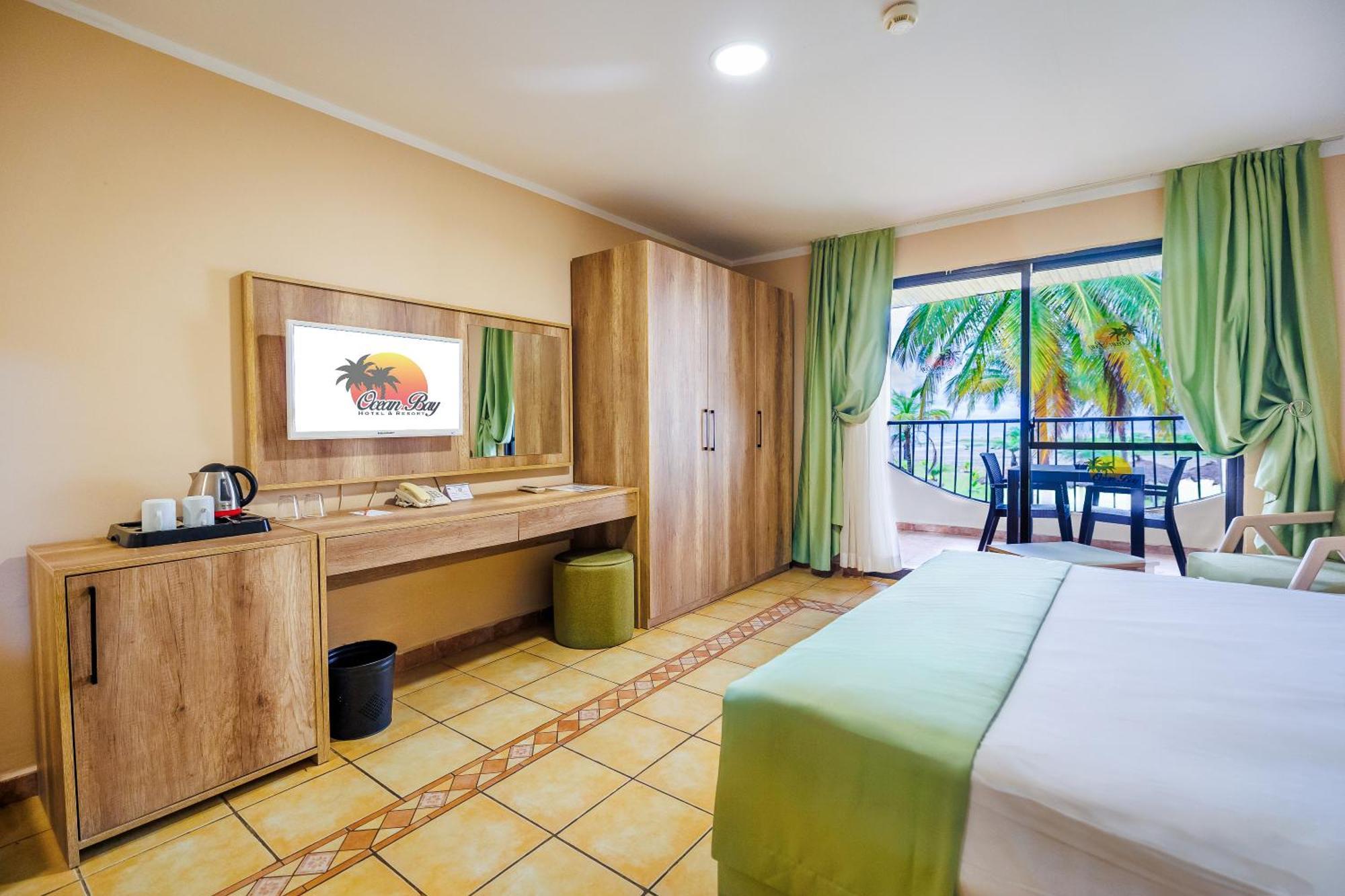 Deluxe Double or Twin Room Ocean View