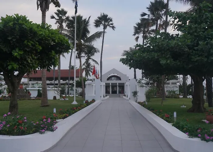 Sunbeach Hotel & Resort Bakau